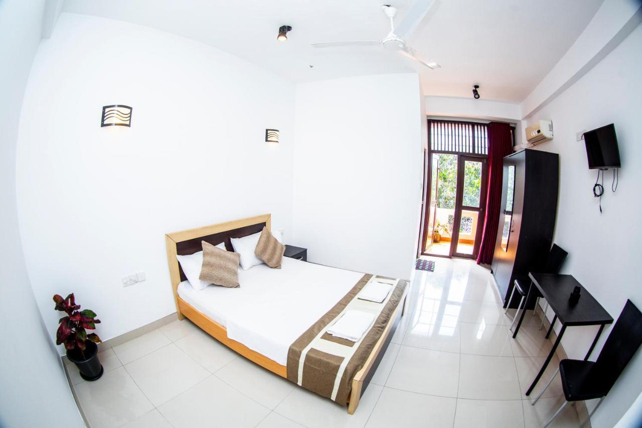 Anthuan Residence Негомбо Екстериор снимка